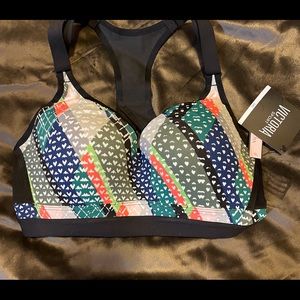 Victoria’s Secret Sports Bra. NWT